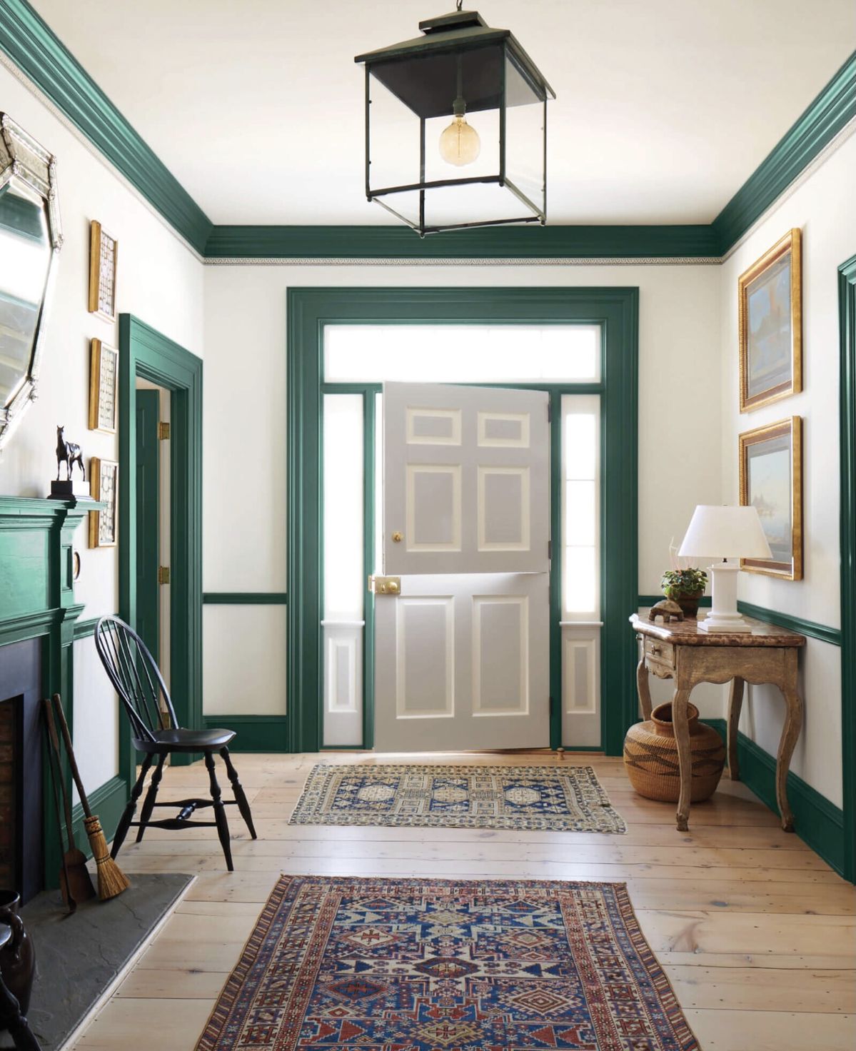 Trim & Crown Molding, recent project by YZ Painting & Finishing, Metro Vancouver (3)
